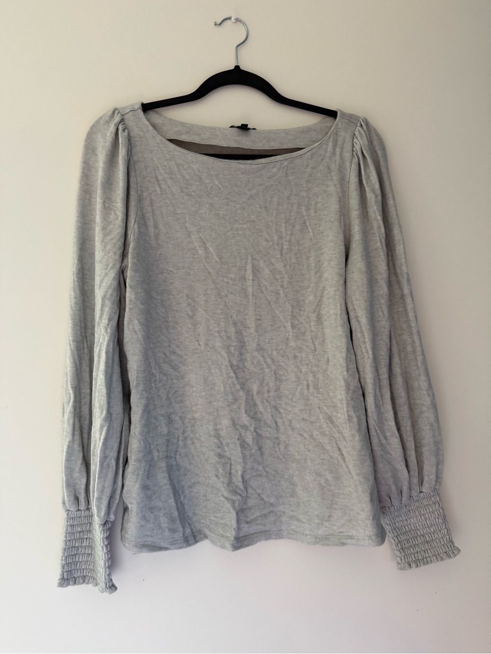 RW&CO. Light Gray Puff-Sleeve Long Sleeve Top